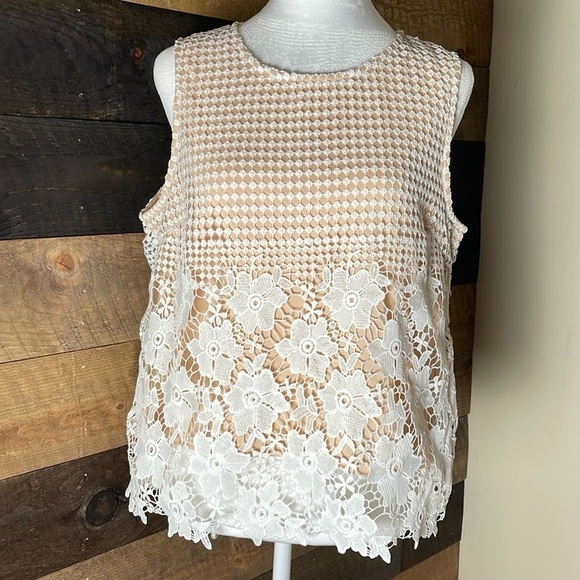 Anthropologie Tops - Anthropologie Sans Souci Beige White Lace Sleeveless Top Size XL